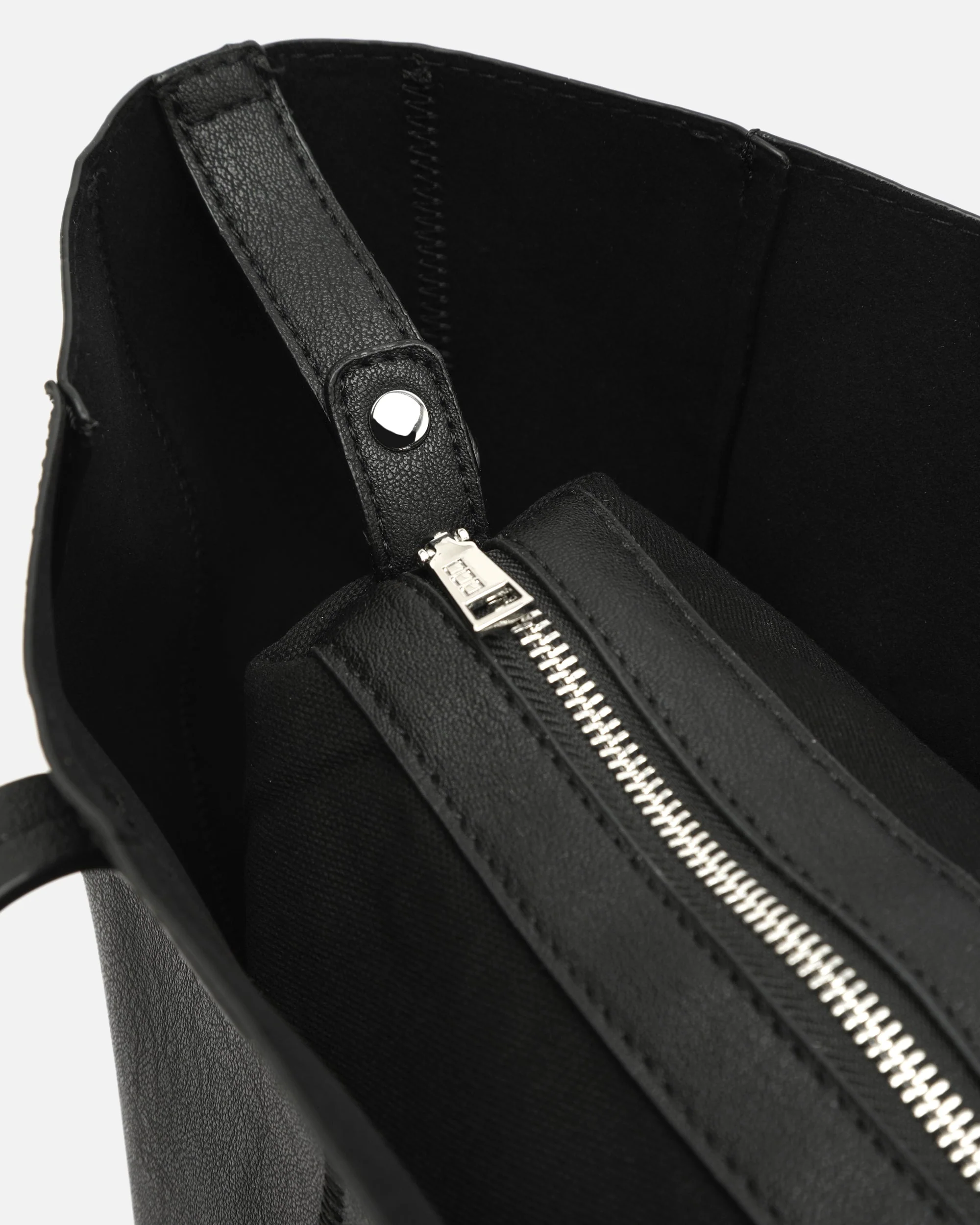 Aiko bolso shopper grande con neceser extraíble - Image 9