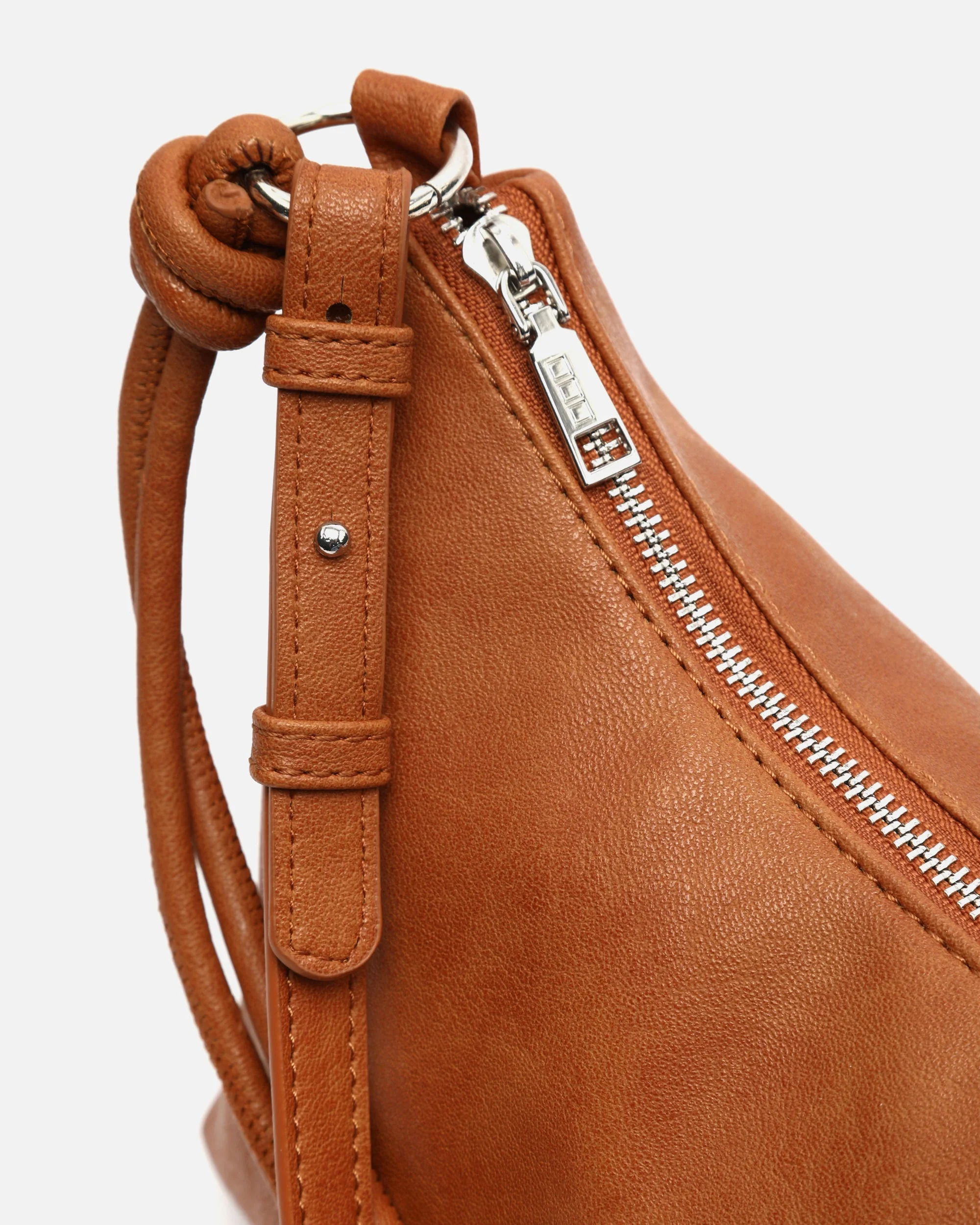 Clau bolso de hombro pequeño con asa bandolera extraíble - Image 5
