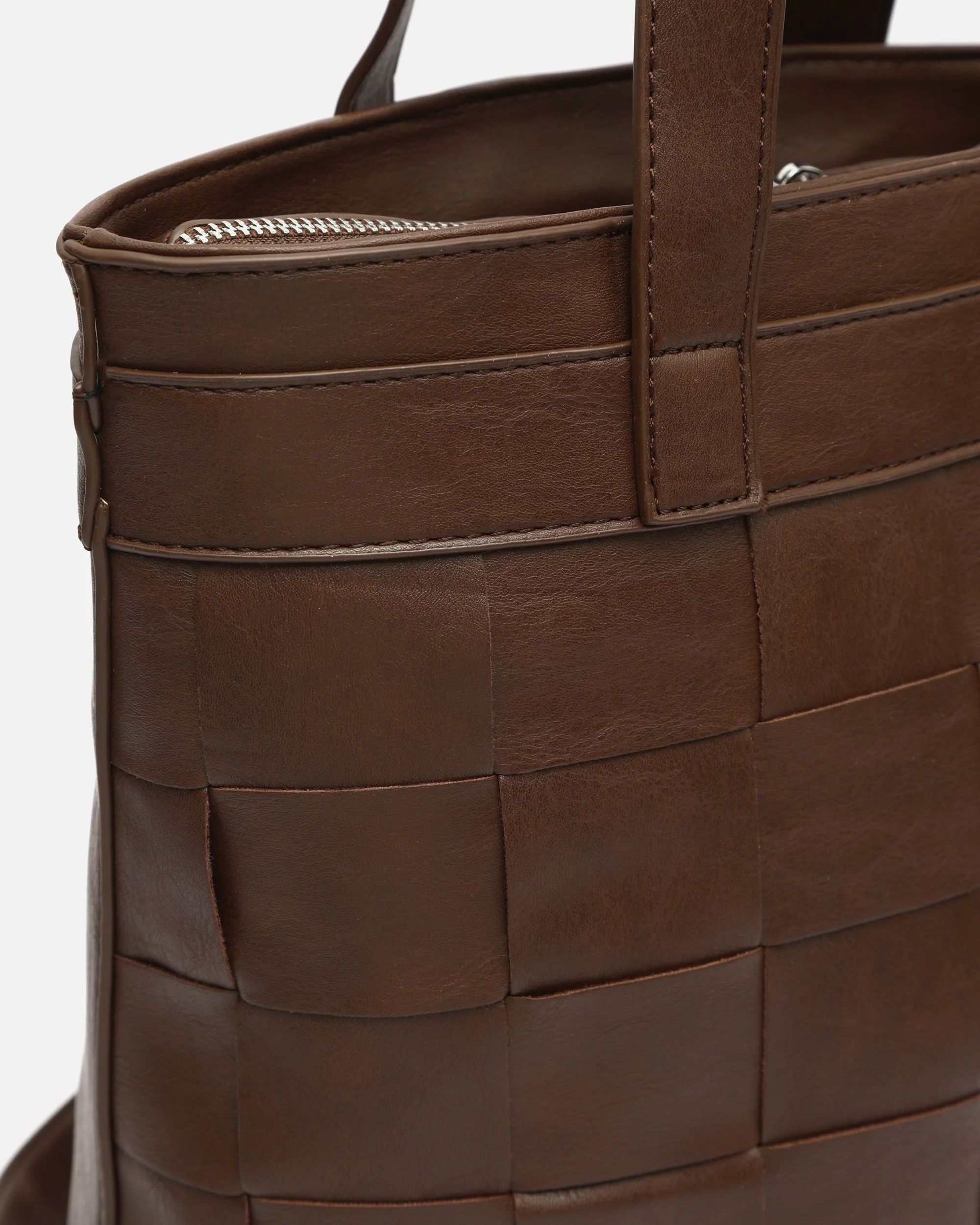Fusi mochila trenzada - Image 3