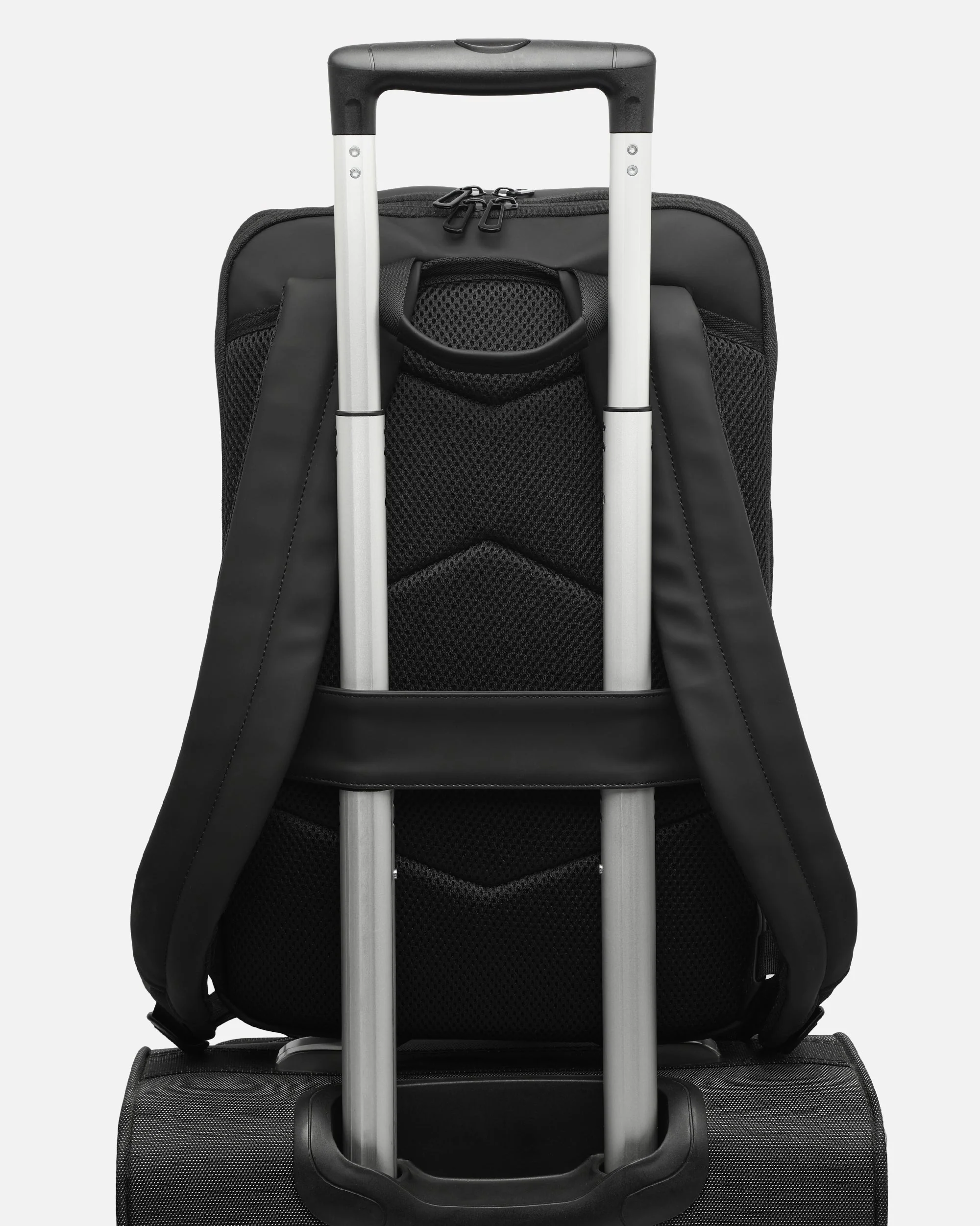 Laro mochila de viaje con bolsillo para portátil 15.6 pulgadas - Image 9