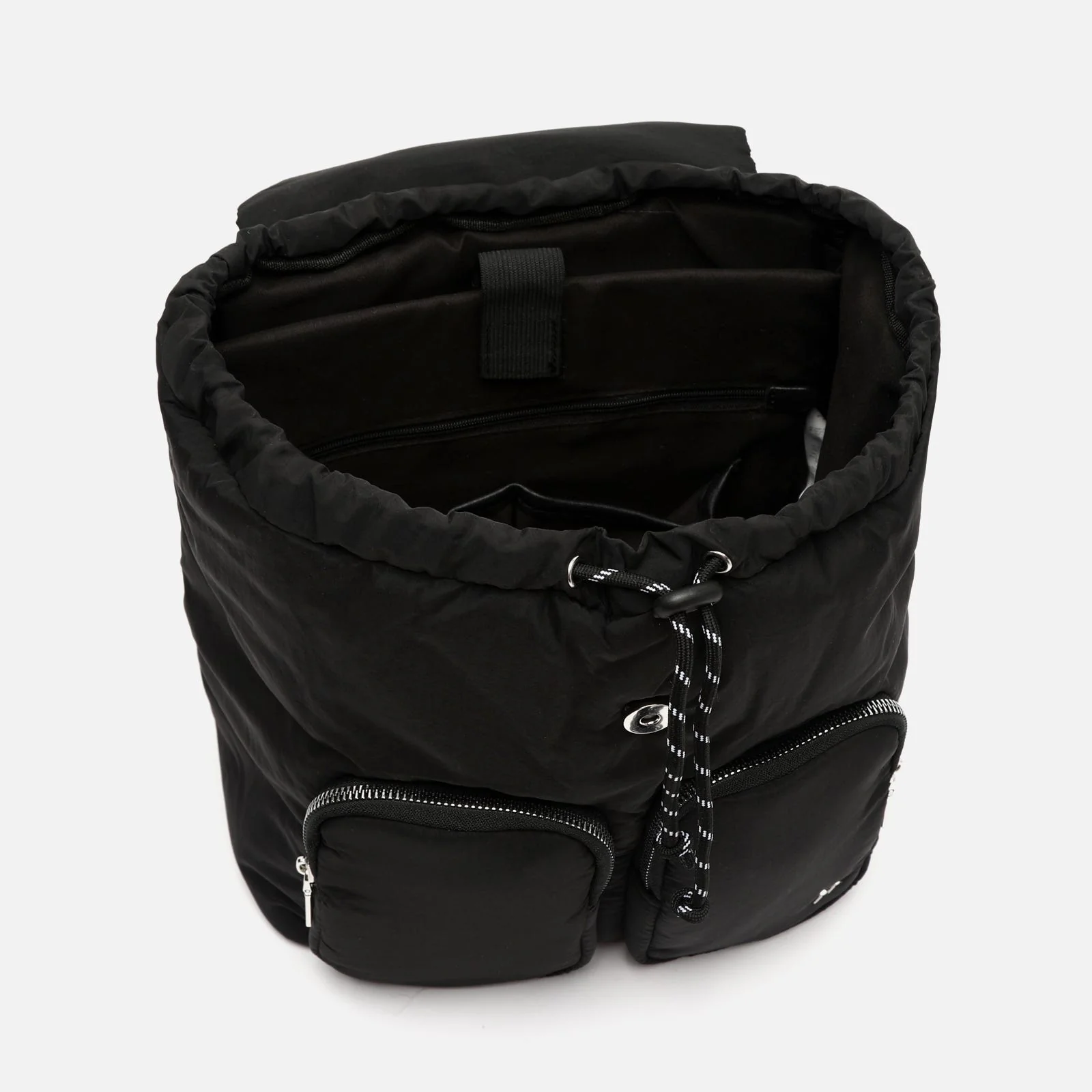 Meli mochila acolchada con solapa en nylon y bolsillo interior para tablet ED. - Image 5