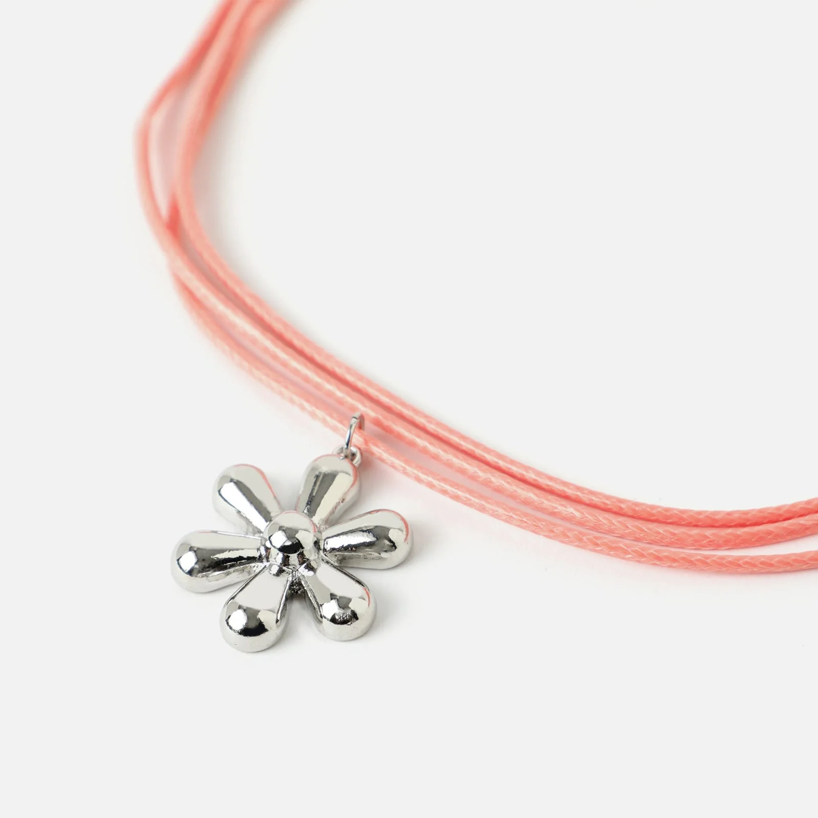 Neferet-4 collar tipo choker con flor ED. - Image 3