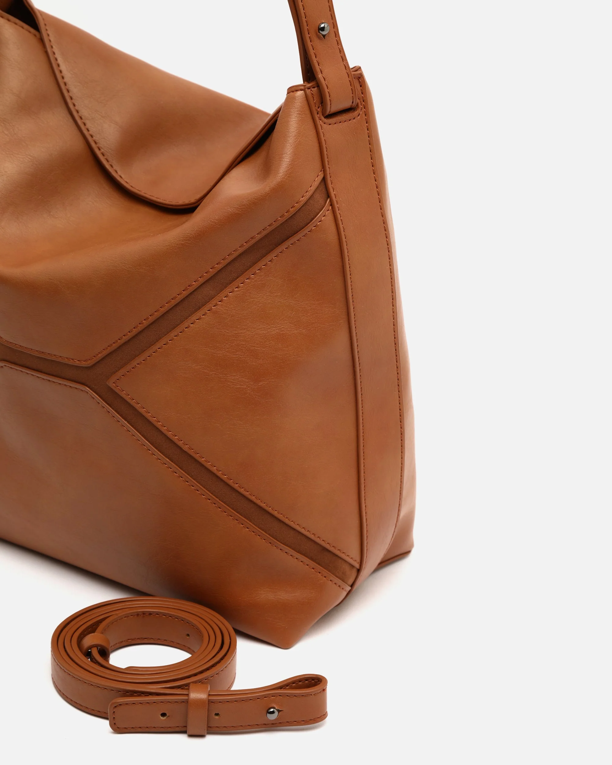 Peli bolso hobo con asa bandolera extraíble - Image 3
