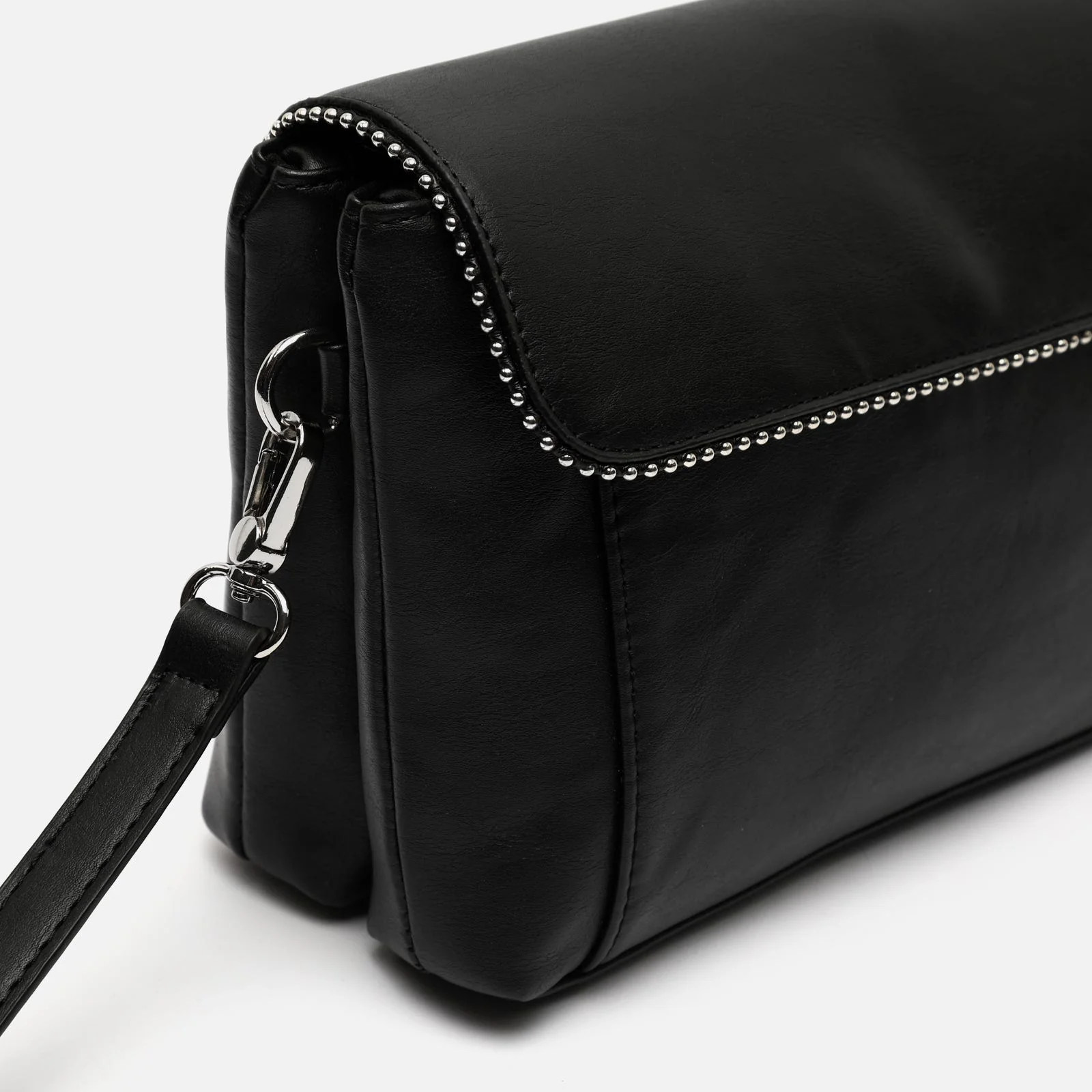 Sibilas bolso bandolera con solapa y detalles metálicos - Image 3
