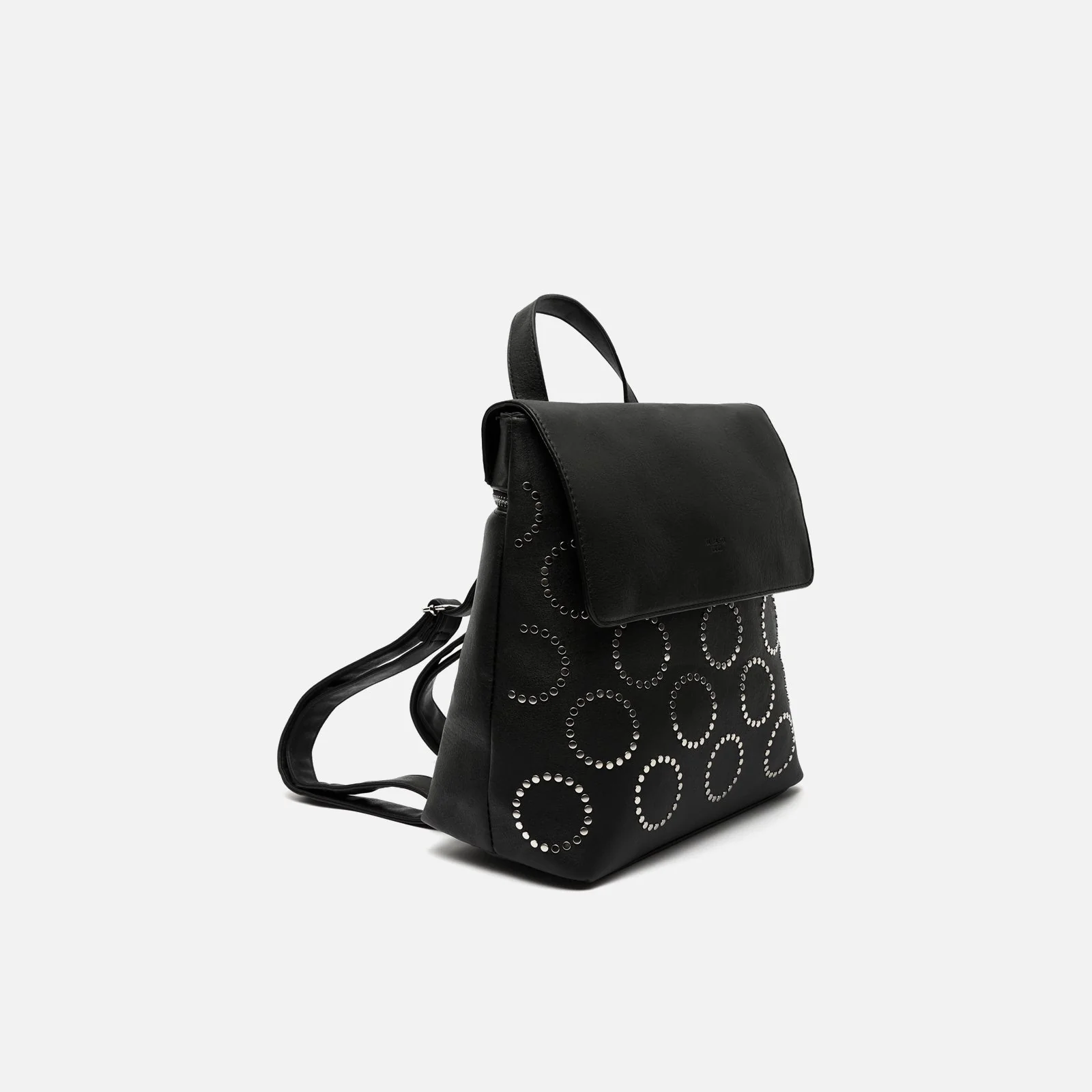 Yura mochila con solapa y detalles metálicos - Image 4